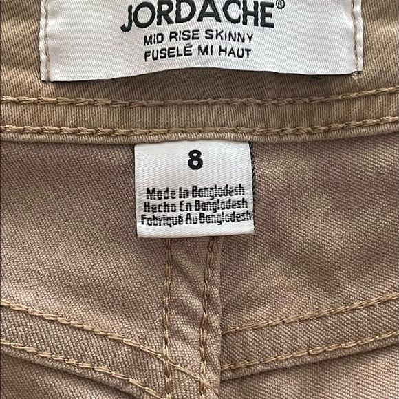 #31 Jordache mid rise skinny jeans - Picture 6 of 8